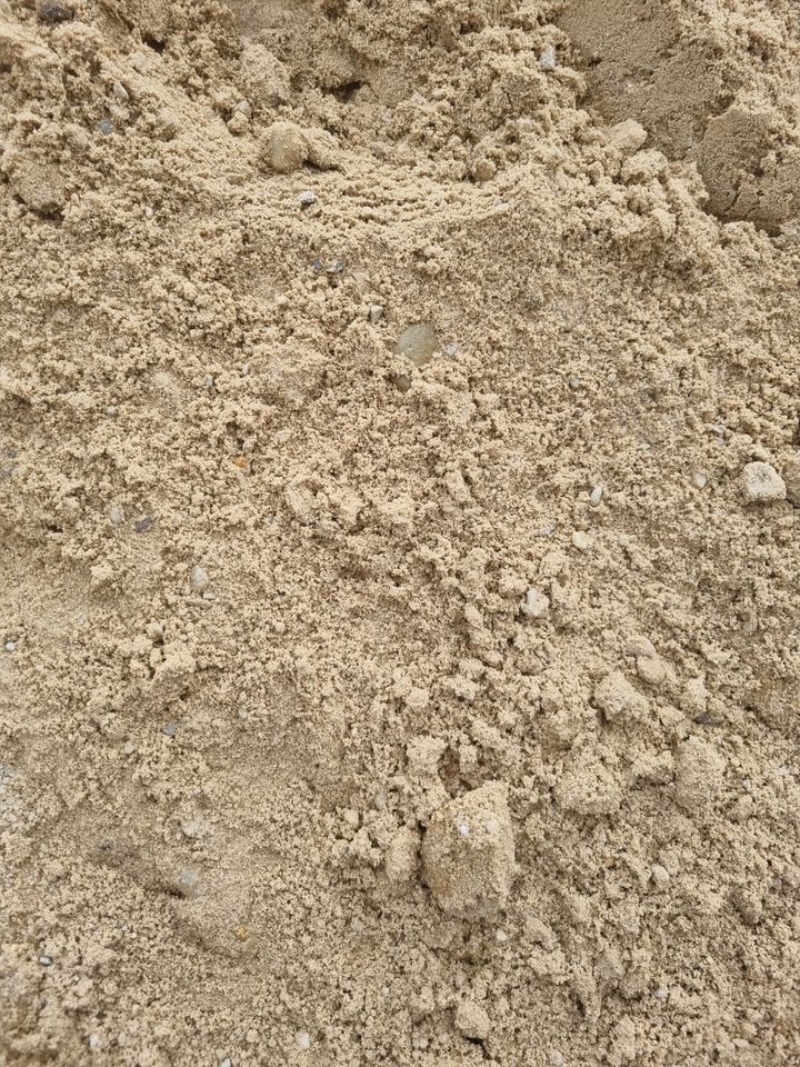 ca. 1,5 m³ Sand aus Altbau in Sulingen