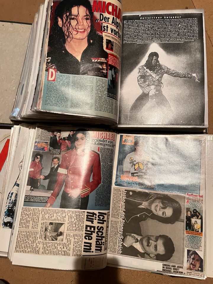 Michael Jackson Sammlung diverse Artikel in Schutzbach