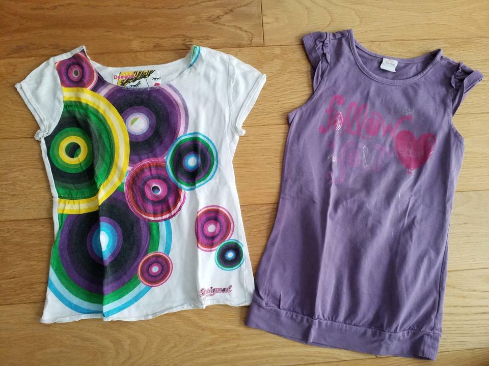 Süße Sommer Shirts, DESIGUAL, s.Oliver, Gr. 116/122, weiß lila in Leinfelden-Echterdingen