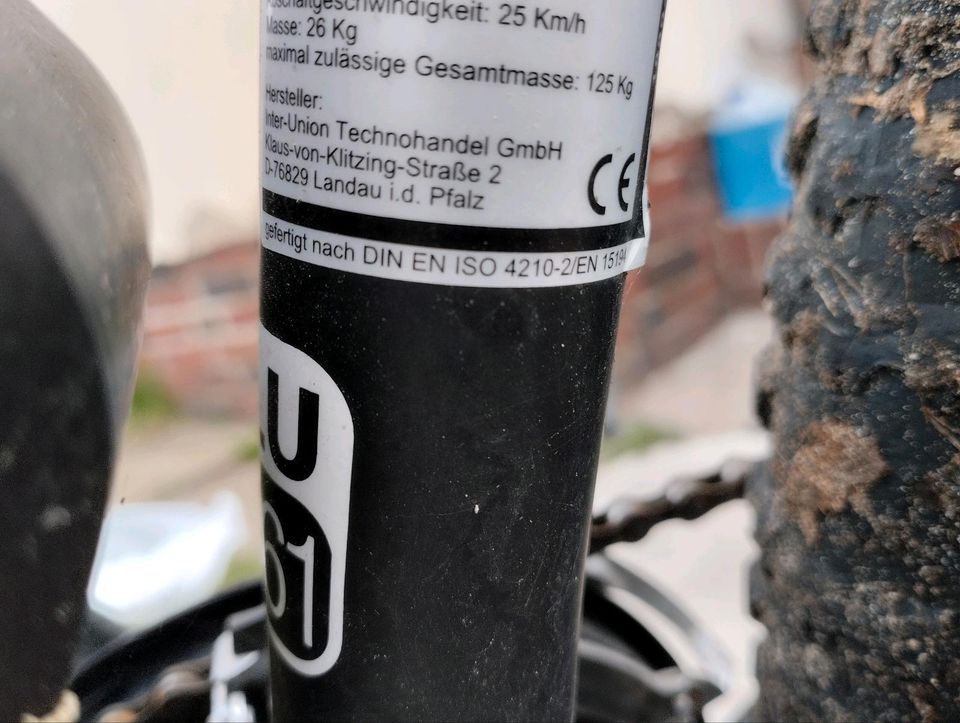 Fischer E Bike wenig gefahren 29 er Rahmen Herrn schwarz Shimano in Berlin