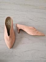 Pantoletten rose Gr. 38 Baden-Württemberg - Aalen Vorschau