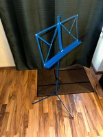 Notenständer Musicstand K&M blau Thomann Top Zustand Nordrhein-Westfalen - Castrop-Rauxel Vorschau