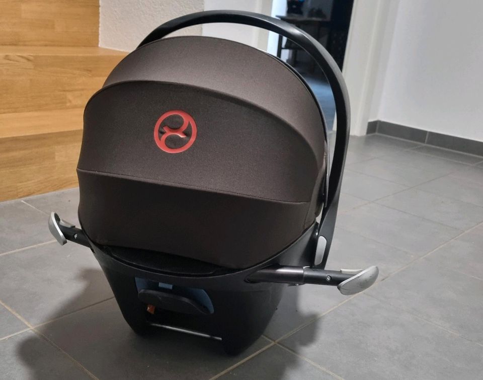 Babyschale, Kindersitz, Cybex Aton in Heubach