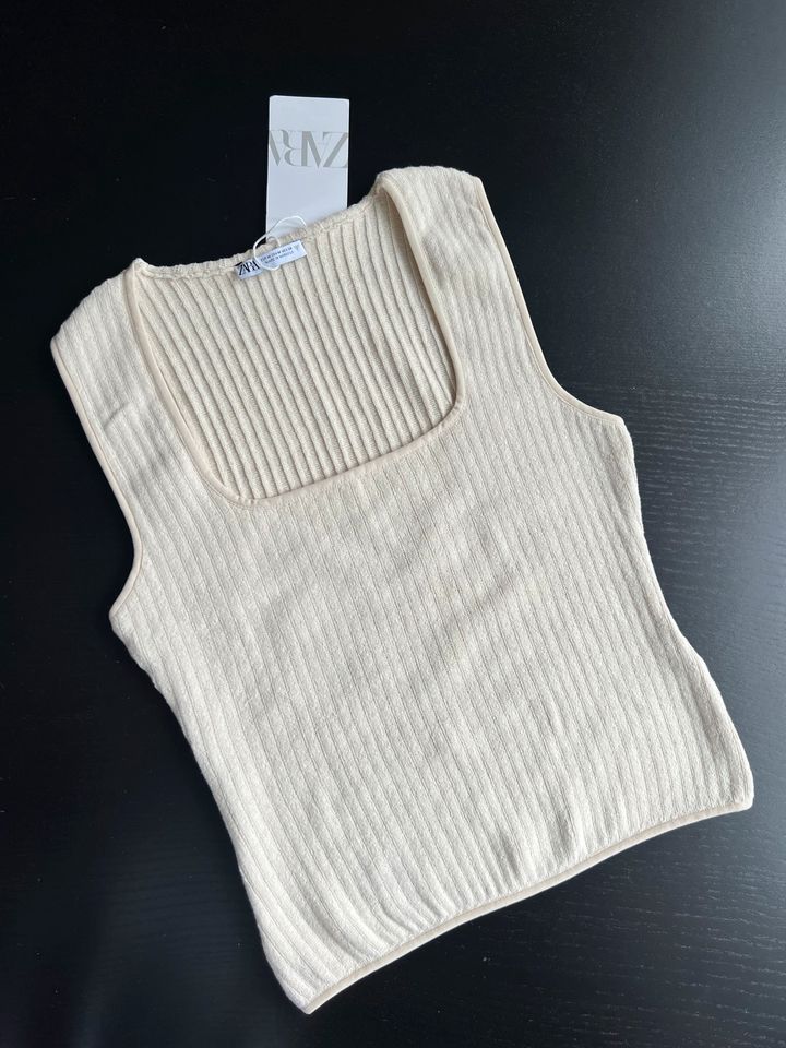 Geripptes Top beige Zara in Hagen