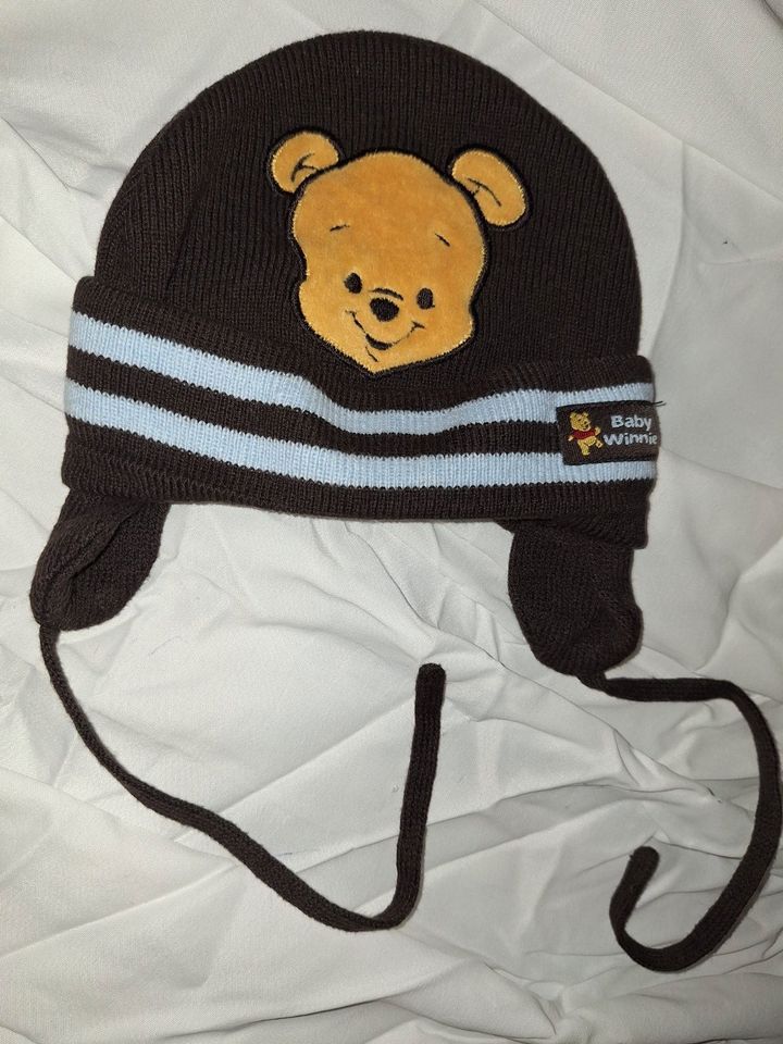 H&M Disney Winnie Pooh Baby Mütze 62 68 wie Neu 2-6 Monate in Northeim