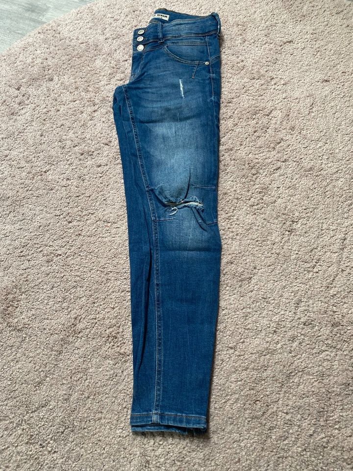 Tally Weijl Skinny-Jeanshosen Blau & Schwarz - Gr. 38 in Langenhagen