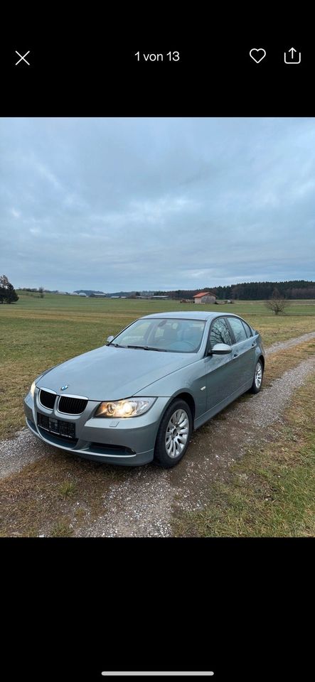 BMW e90 / scheckheft in Augsburg