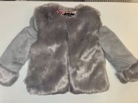 Fake fur /Felljacke grau 134/140 Mädchen /Plüschkacke Thüringen - Meiningen Vorschau