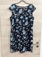 S.Oliver Volant Kleid Gr. 46 Dunkelblau mit Blumenmuster Bayern - Kirchberg i. Wald Vorschau