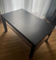 Zu Verschenken: IKEA Wohnzimmer Tisch schwarz München - Laim Vorschau