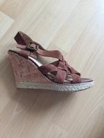 Buffalo Schuhe Leder Damen Sommer Keilabsatz Kork pumps Riemchen Nordrhein-Westfalen - Herne Vorschau