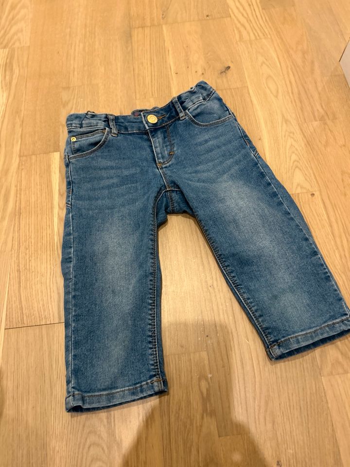 Jeans Capri 122 Mädchen Esprit in Köln