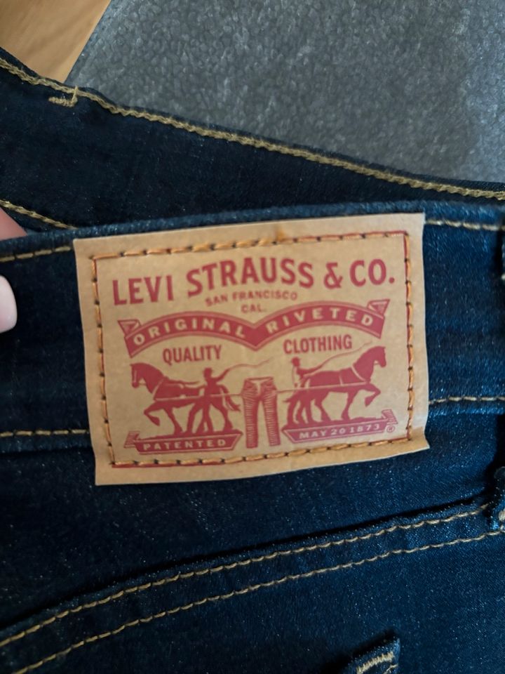 Levi’s Jeans neu in Burgdorf