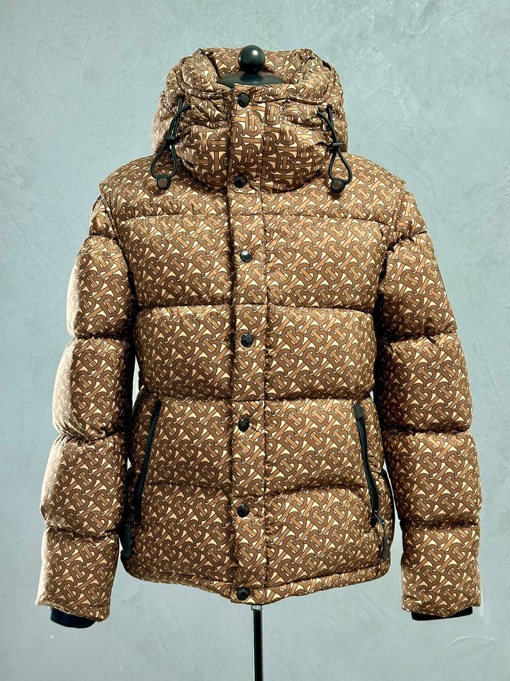 ⭐️ BURBERRY - DAUNENJACKE MIT ABNEHMBAREN ÄRMEL - NP: 1290$ in Witten