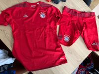 Fc Bayern München Techfit unterzieh Hose/Shirt XL gebraucht Nordrhein-Westfalen - Iserlohn Vorschau