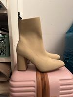 Stiefel mit Absatz Niedersachsen - Laatzen Vorschau