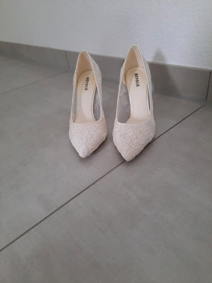 Hochzeitsschuhe Brautschuhe Pumps Hochzeit Gr. 38 in Langelsheim