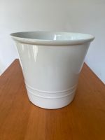 Weißer Keramik Pflanzentopf Übertopf 21cm Durchmesser Altona - Hamburg Ottensen Vorschau