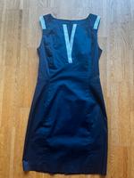 Damenkleid „ Jake‘s“ Gr. S dunkelblau Neu! Köln - Kalk Vorschau