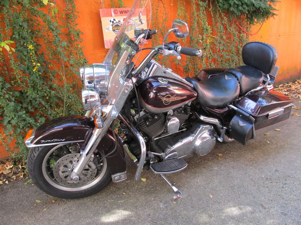 Harley Davidson FLHR Road King in Pfeffenhausen