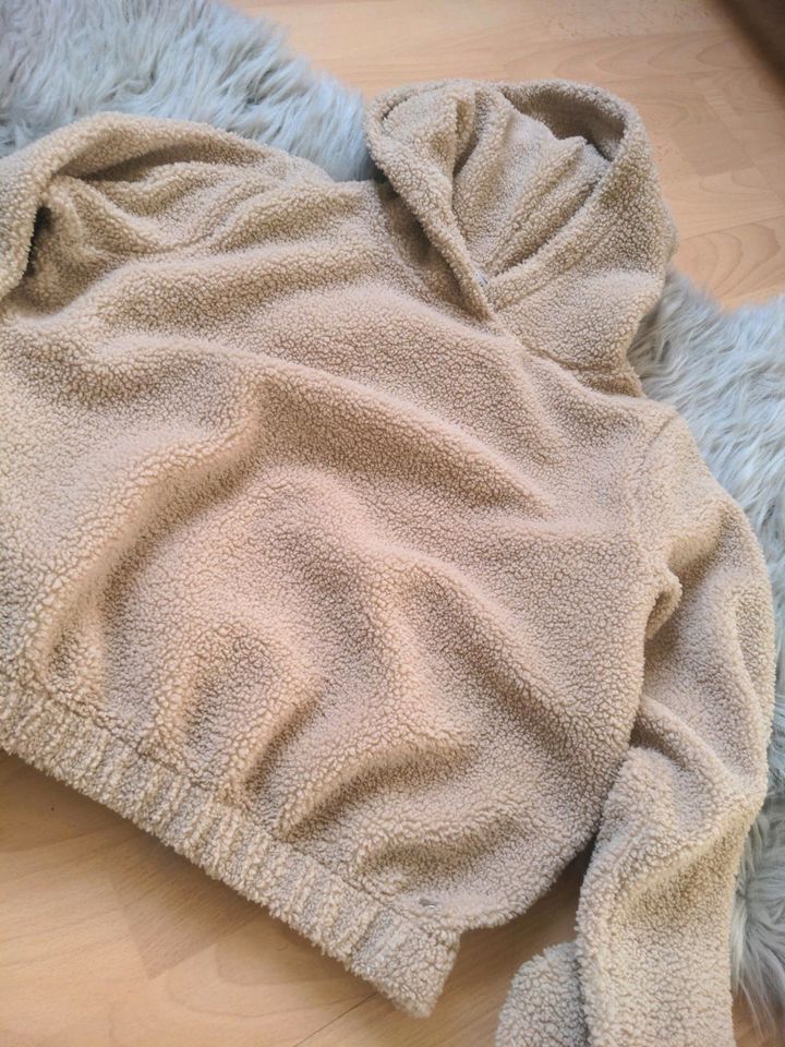 Flauschiger Pullover von Tiffosi in Berlin