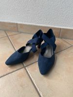 Dunkelblaue Pumps Schuhe Frauen Größe 38 CityLine Baden-Württemberg - Obersulm Vorschau