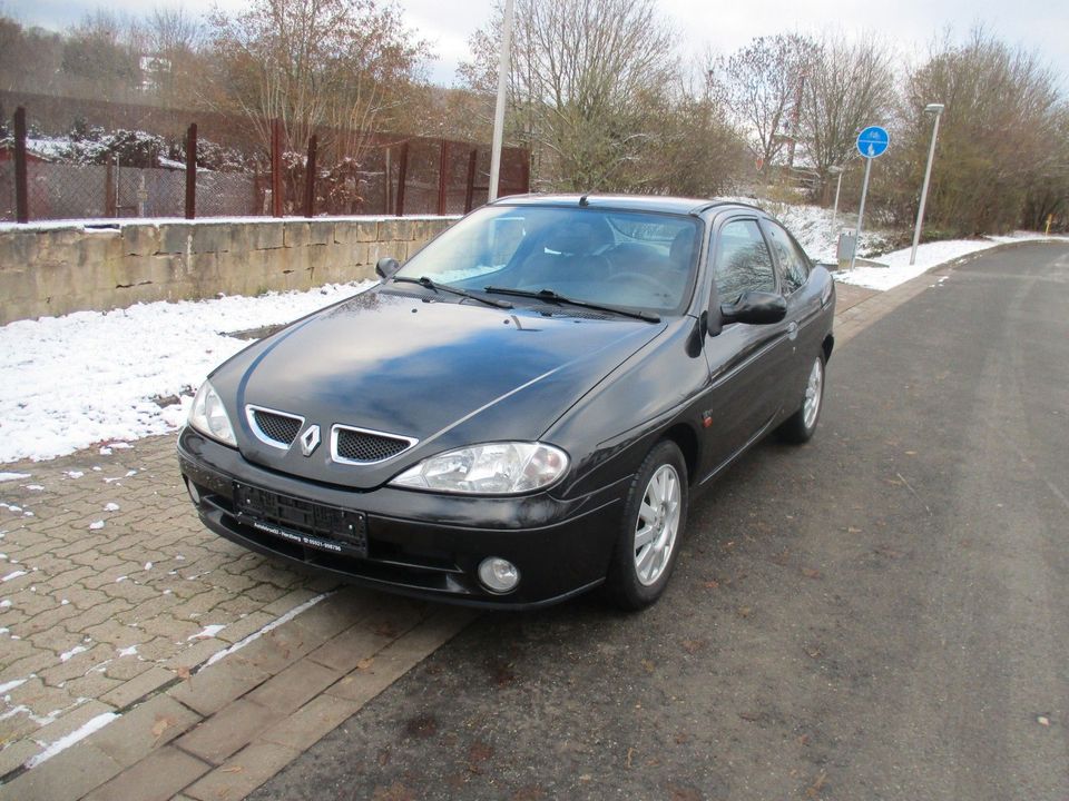 Renault Megane 2 Coupe 1.6 16V Privilege/TÜV:11/2024 in Herzberg am Harz