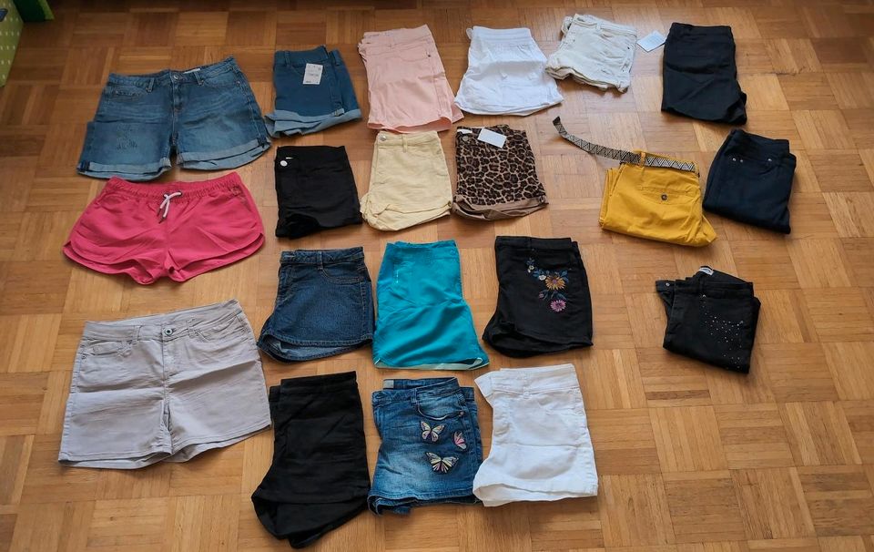 Hosen Gr. 36/38/40 Chino Shorts Jeans Hot Pants in Wutöschingen