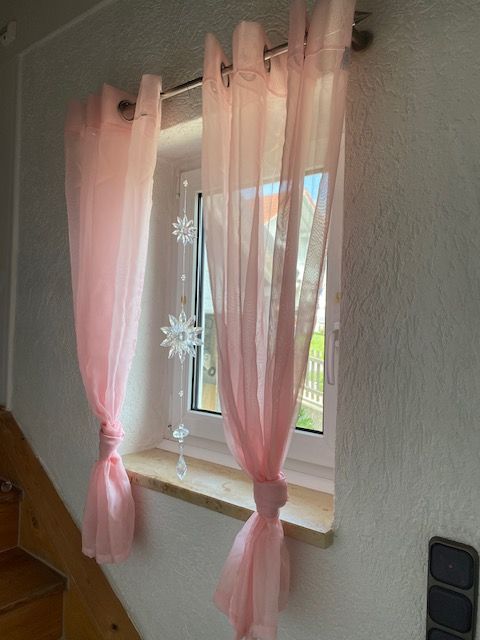 Set Fenster Vorhang Gardine mit Ösen Schal rosa in Schöllnach