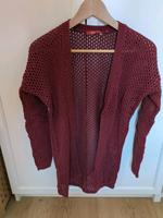 Strickjacke Cardigan in weinrot mit Lochmuster von edc Thüringen - Jena Vorschau