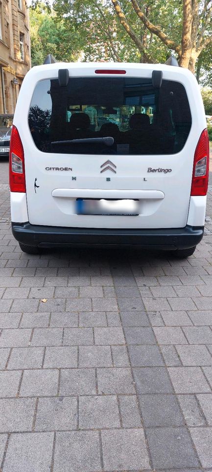 Citroen Berlingo 1.6 Benziner in Stuttgart