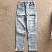 Jeans, Schlupfhose TCM/ Tchibo mit Stern 122/128 Niedersachsen - Braunschweig Vorschau