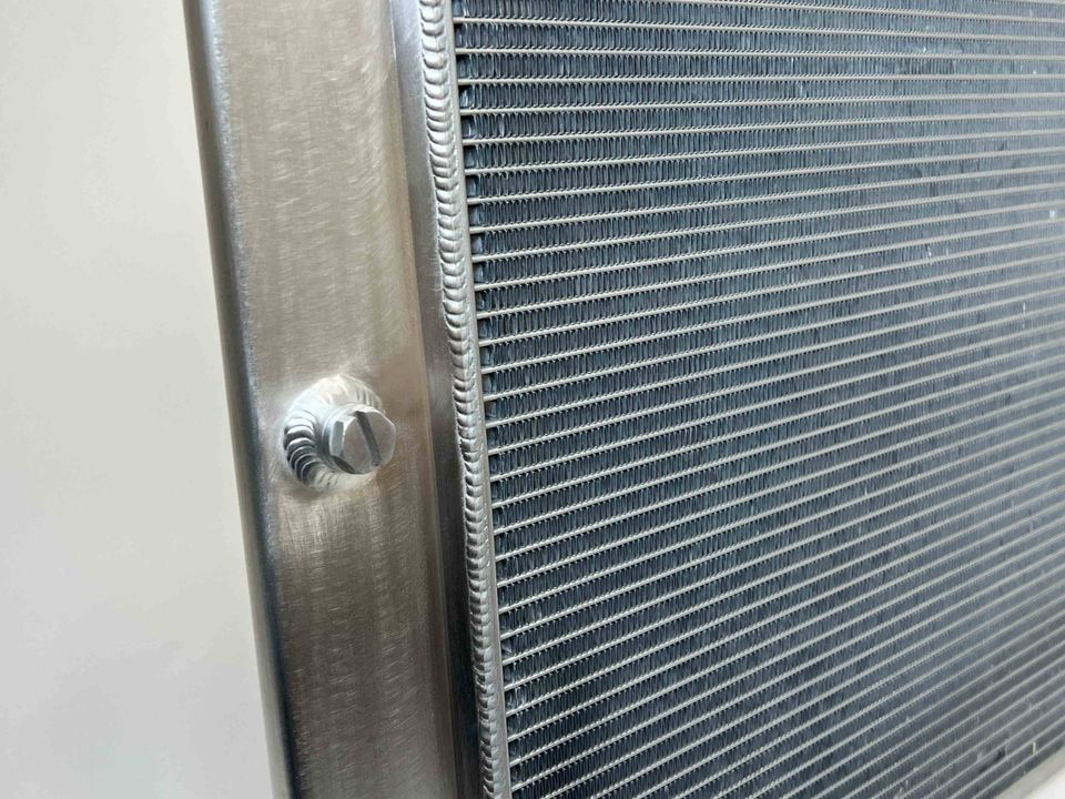 CSF High-Performance Radiator Kühler passend für BMW E6X M5/M6 72 in Dortmund