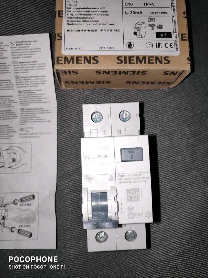 Neu ! Siemens  5SU1 - 356- 7KK10 in Aachen