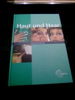 Buch für Friseurin Friseurifachkunde Haut und Haare  neu Garz/Rügen - Zudar Vorschau