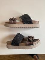Schuhe Slipper Neu 37/38 Hessen - Niederdorfelden Vorschau