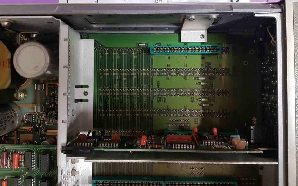 Hewlett Packard HP 5328A Frequenzzähler in Hamburg