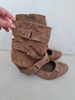 Schuhe 40 braun beige Cappuccino ausgefallen Stiefelette Karneval Nordrhein-Westfalen - Sankt Augustin Vorschau