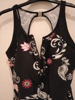 Badeanzug schwarz-bunt Reißverschluß Sommer Sonne Strand Gr. 44 Berlin - Spandau Vorschau