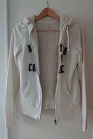 Kuschelige Sweatjacke Clockhouse Gr.M Hessen - Obertshausen Vorschau