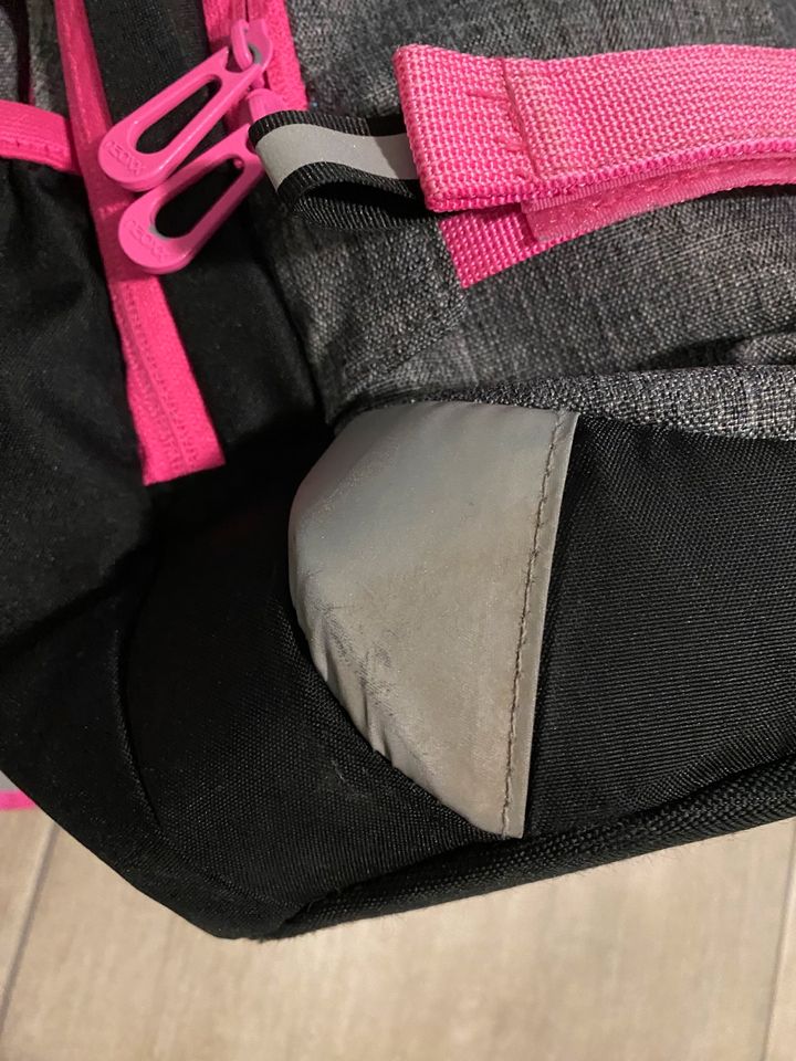 Neoxx Schulrucksack grau/pink in Frankfurt (Oder)