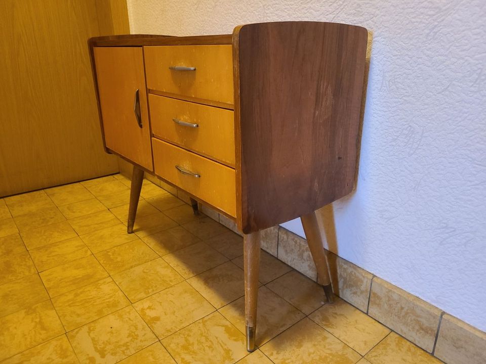 Bezaubernde 60er Jahre Kommode - Mid Century - V in Harsewinkel