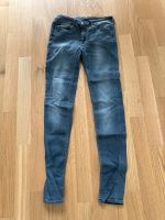 Graue Jeans Größe 26 Wiesbaden - Nordenstadt Vorschau