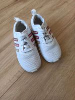 Leichte Sommerturnschuhe von Adidas Gr. 26 Bayern - Adelshofen (Mittelfranken) Vorschau