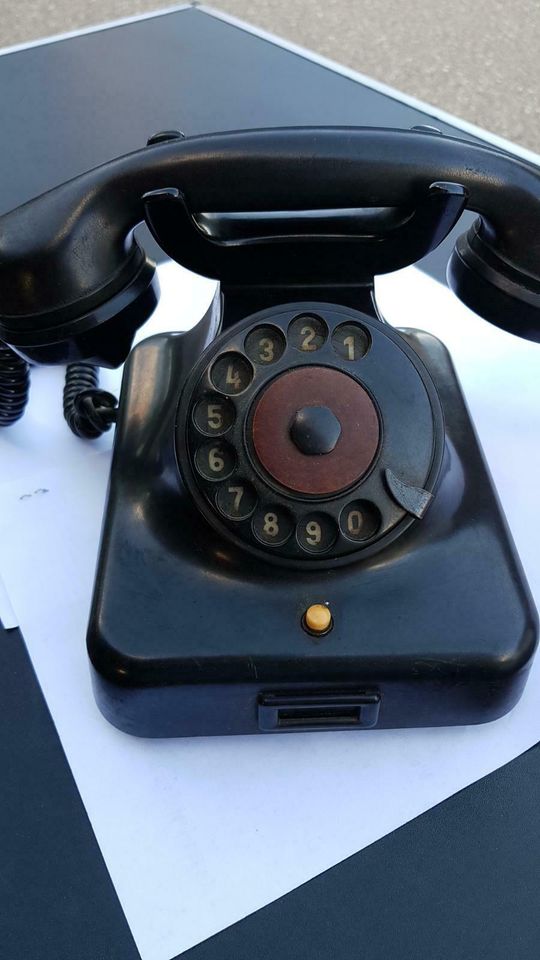 Altes DDR RFT Wählscheiben Telefon antik vintag Dekoration in Rosenberg