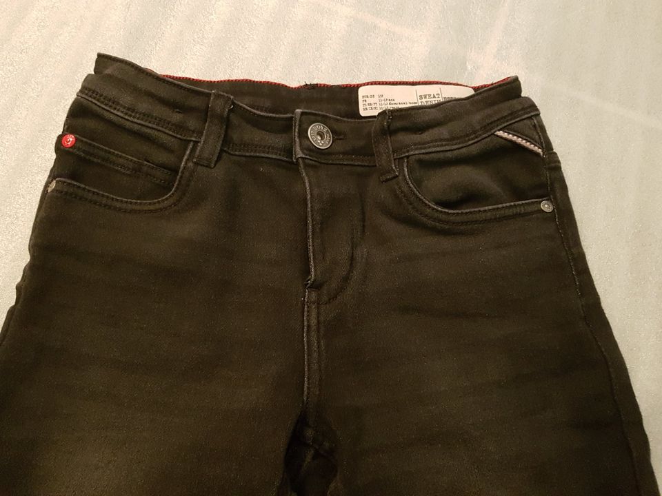 Edel Jeans, Jeanshose, Gr. 152, innen angeraut in Greußen