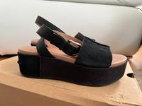 UGG Sandalen Größe 36 Rheinland-Pfalz - Roxheim Vorschau