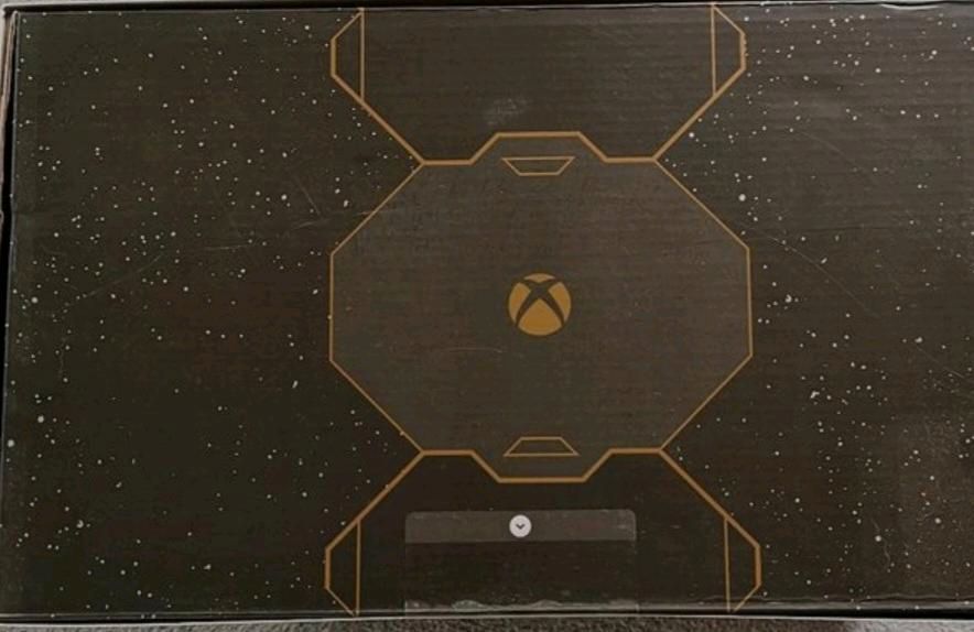 Xbox Series X im limitierten Halo Design. Neu in Gevelsberg