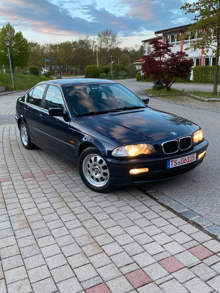 BMW 323i/1V.B/6-ZYL.MOTOR/INSP,TÜV NEU/RENTN. F./ALF.BMW-M.F.LNK. in Tacherting