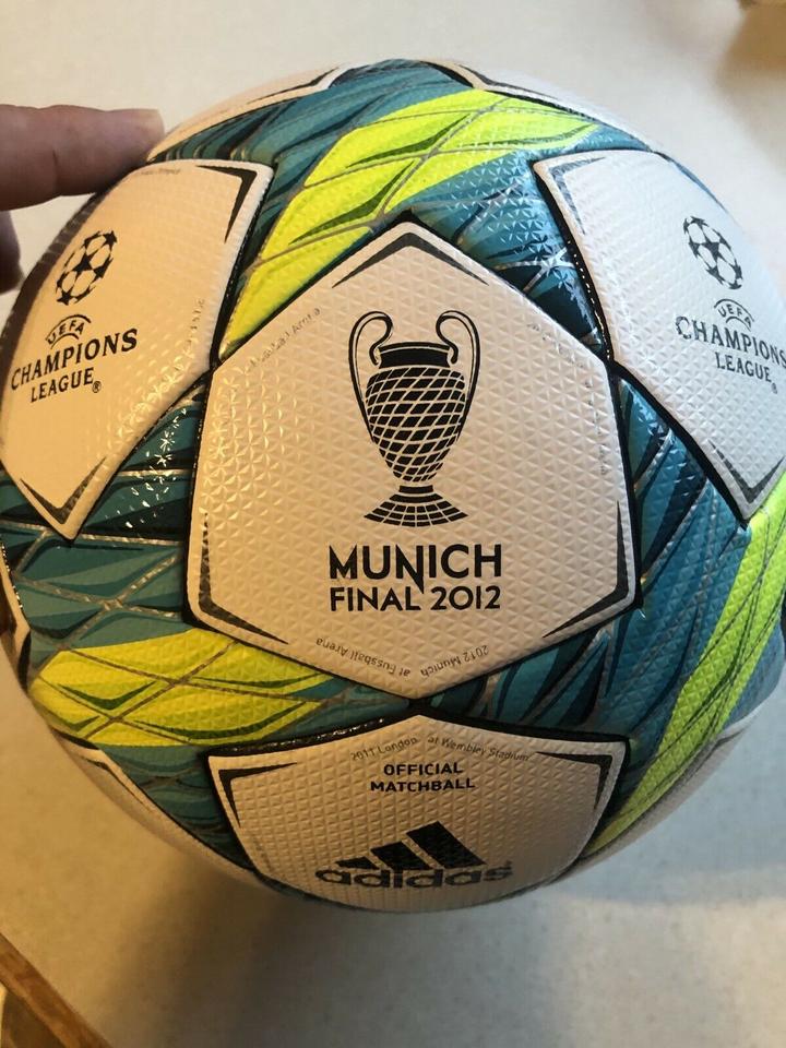Adidas Finale München Munich 2012 omb Matchball Champions in Ensdorf